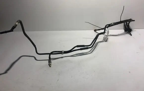 Volvo XC70 Air intake hose/pipe 6G919L272CB