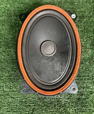 Toyota Prius (XW30) Front door speaker 861600WD10 8943001501C 30209J0801