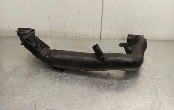 Volkswagen PASSAT B6 Intercooler hose/pipe 1K0129654K 446143602