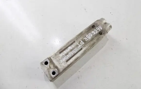 Audi A6 S6 C6 4F Front bumper shock/impact absorber 