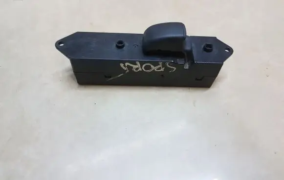 Mitsubishi Pajero Sport I Electric window control switch MR194819