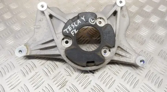 Tesla Model Y Other front suspension part 104437100D
