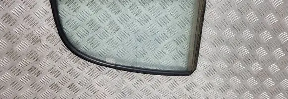 Suzuki Grand Vitara I Rear door window glass