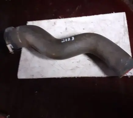 Intercooler hose/pipe
