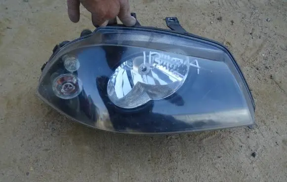 Seat Ibiza III (6L) Headlight/headlamp 6L1941024 89306245 011A024