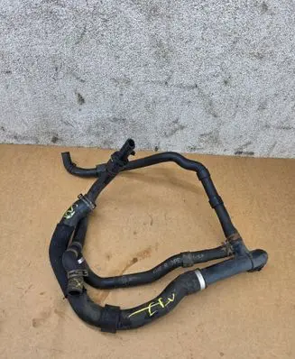 Volkswagen Golf VII Engine coolant pipe/hose 5Q0122051DA 5Q0122051CM