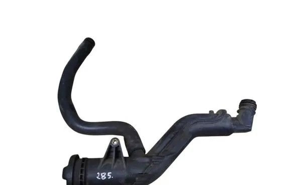 Citroen C4 I Oil fill pipe 9654733980