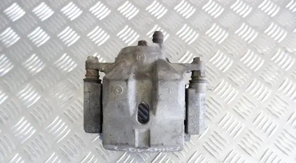 Toyota Prius (XW30) Front brake caliper 4775047060