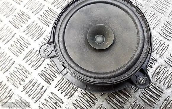 Renault Captur Front door speaker 57744928156