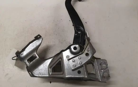 Opel Zafira A Brake pedal