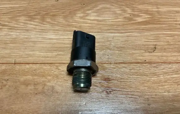 Honda Civic Fuel pressure sensor 0281002534