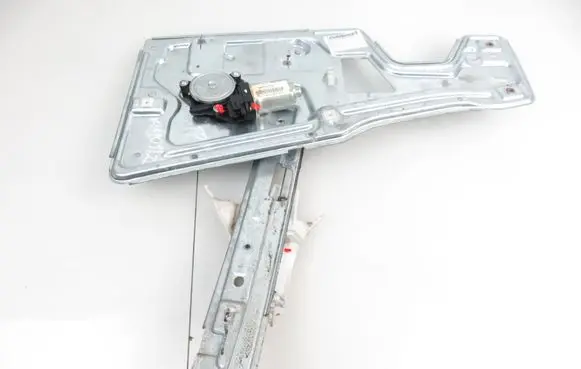 Chevrolet Equinox Front door window regulator with motor 