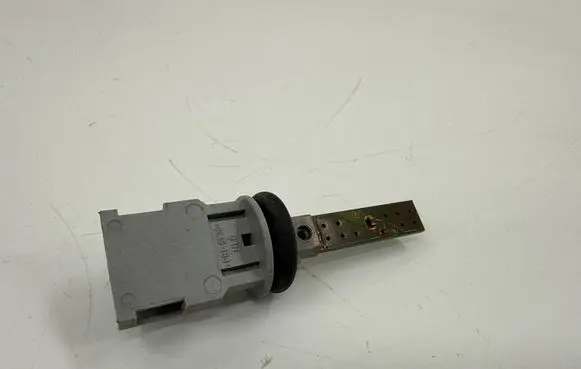Volkswagen PASSAT B6 Interior temperature sensor 1K0907543E