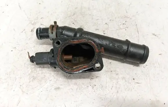 Skoda Octavia Mk2 (1Z) Engine coolant pipe/hose 03g121132b