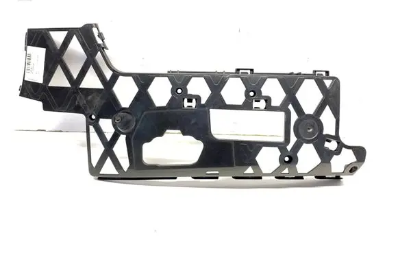 Volkswagen PASSAT B7 Front bumper mounting bracket 3AA807177 24374772 20230719