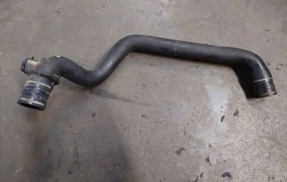Volvo V50 Coolant pipe/hose 