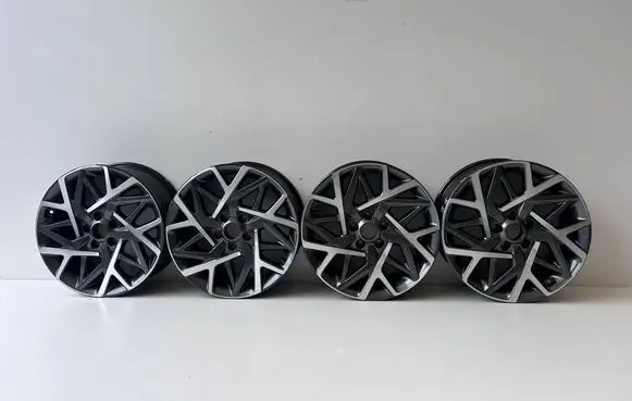 Hyundai Kona I R18 alloy rim 52910-CM300