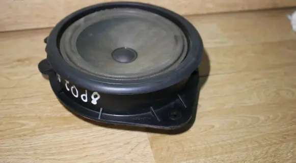 Audi A3 S3 8P Front door speaker 7606500214
