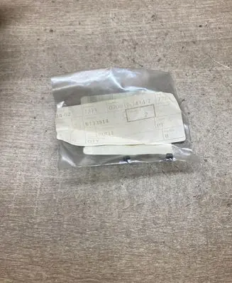 Opel Vectra B Front door lock 9120412