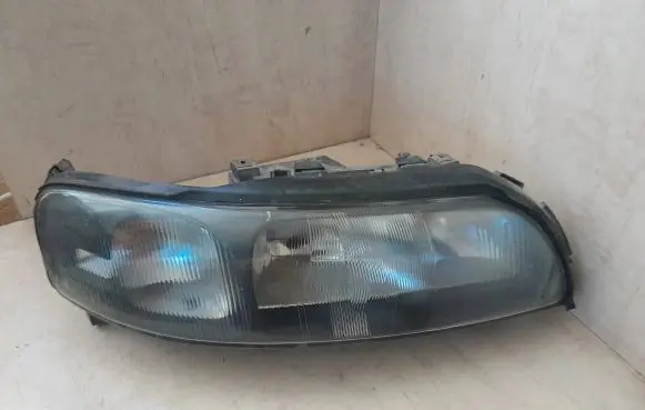Volvo XC70 Headlight/headlamp 8620687 89004806