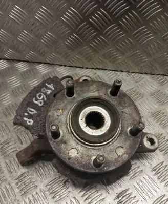 Mazda Premacy Front wheel hub
