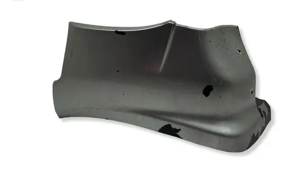 Mitsubishi Pajero Fender end trim MR438733