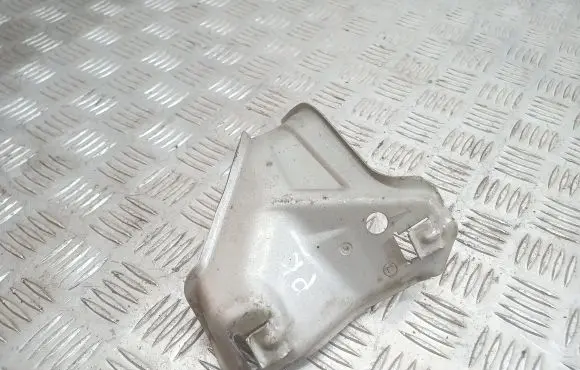 Toyota Corolla Verso E121 Other engine bay part
