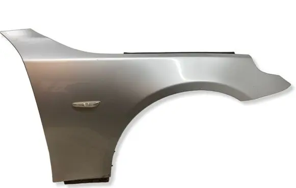 BMW 5 E60 E61 Fender 