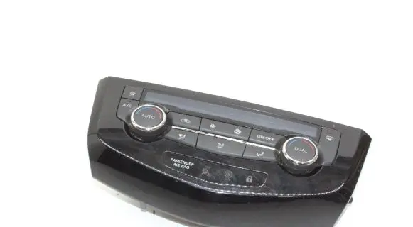 Nissan Qashqai Interior fan control switch 275004EA0A
