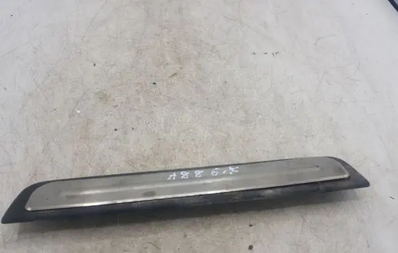 Nissan Primera Rear sill trim cover 769B3AV710