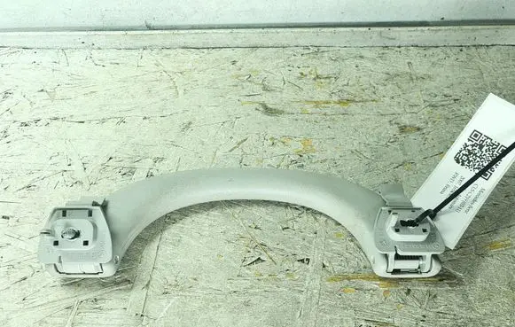 Mercedes-Benz CLS C219 Front interior roof grab handle A2118100051