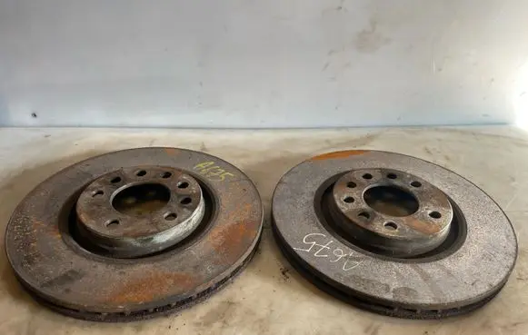 Opel Astra H Front brake disc