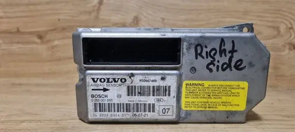 Volvo V70 Airbag control unit/module 0285001655 30667469