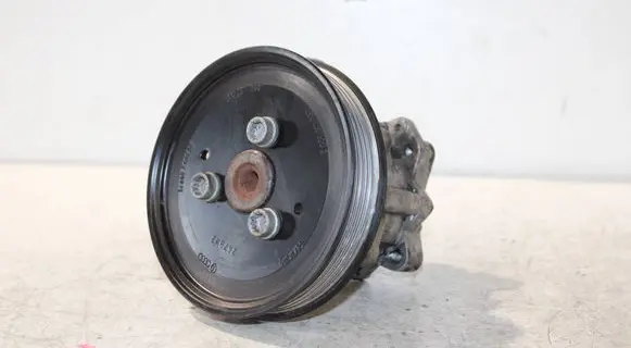 Audi A5 8T 8F Power steering pump 8K0145156N