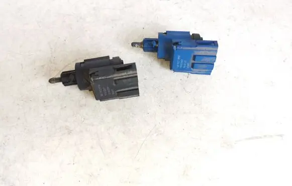 Volkswagen Polo Sensor 3B0945511A 1J0927189E