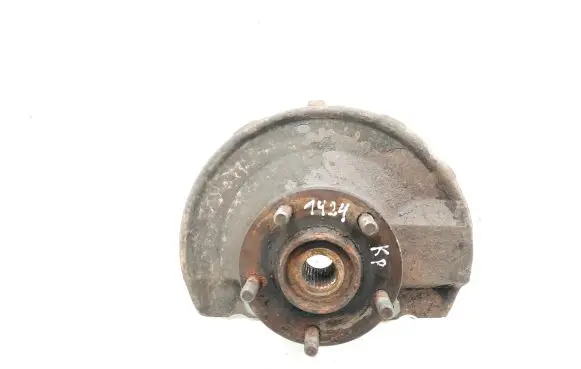 Mitsubishi Lancer VIII Front wheel hub