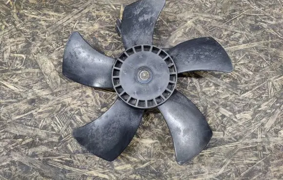 Nissan Tiida C11 Electric radiator cooling fan F00S3A2422