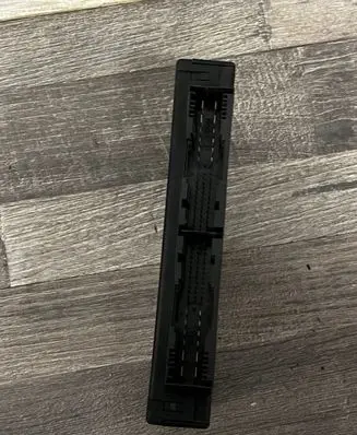 BMW 5 E60 E61 Gateway control module 6985363