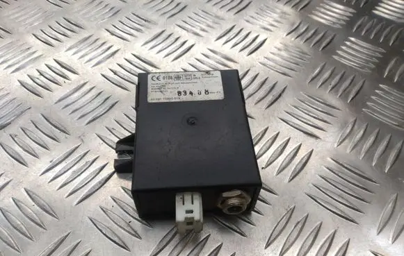 Audi A6 S6 C5 4B Auxiliary heating control unit/module FI95080121