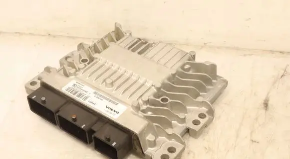 Volvo V70 Engine control unit/module ECU