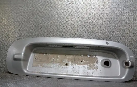 Hyundai Santa Fe Trunk door license plate light bar 8737126010