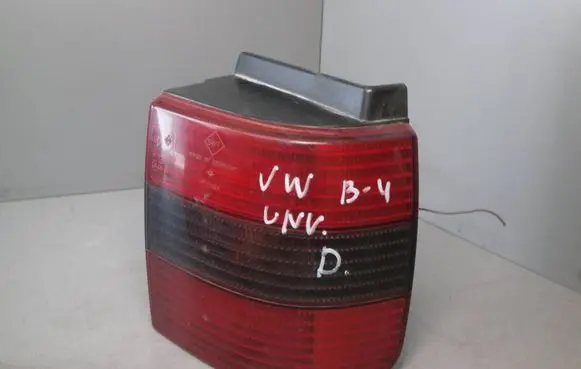 Volkswagen PASSAT B4 Rear/tail lights 3A9945112B