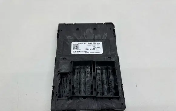 Audi A4 S4 B9 Comfort/convenience module 8W0907063BG