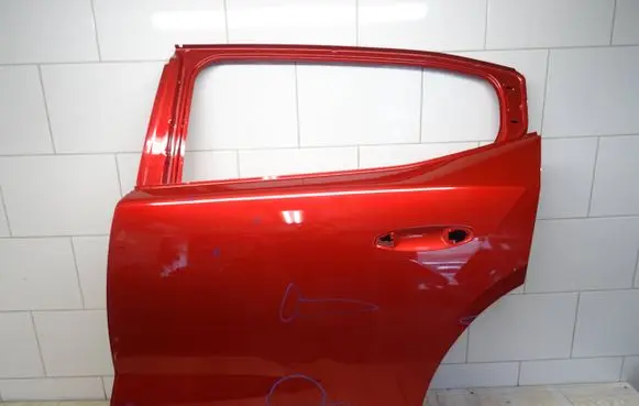 Peugeot 408 II Rear door