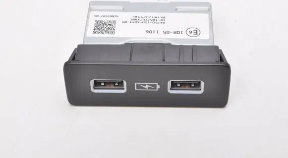 Honda HR-V USB socket connector 8A350-T20-A011-M1