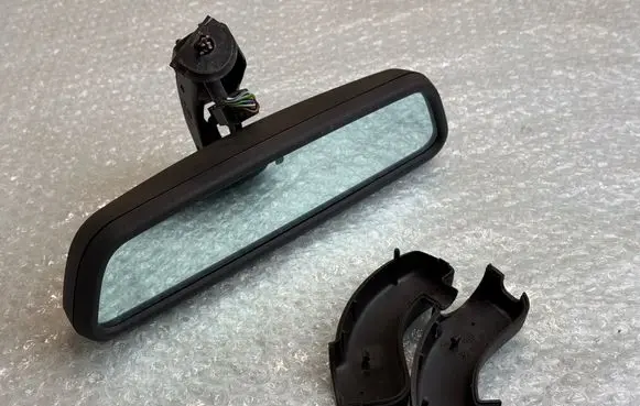 BMW 5 E39 Rear view mirror (interior) 8238066 015313