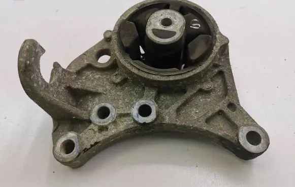 Chrysler Voyager Gearbox mount GRN270A6 0RNG269AB