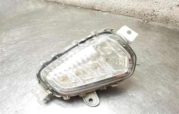 Volvo V40 Front fog light 31395922 7230200003