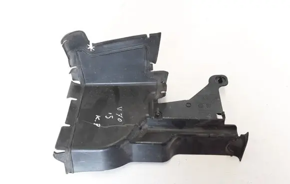 Volvo V70 Intercooler air guide/duct channel 31383691