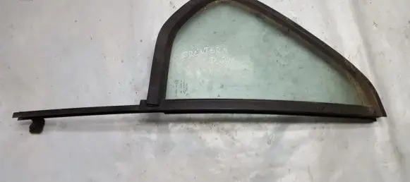 Opel Frontera B Rear side window